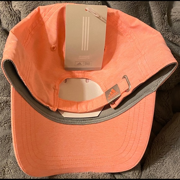 Women’s Adidas Adjustable Hat / New With Tags - Picture 2 of 3